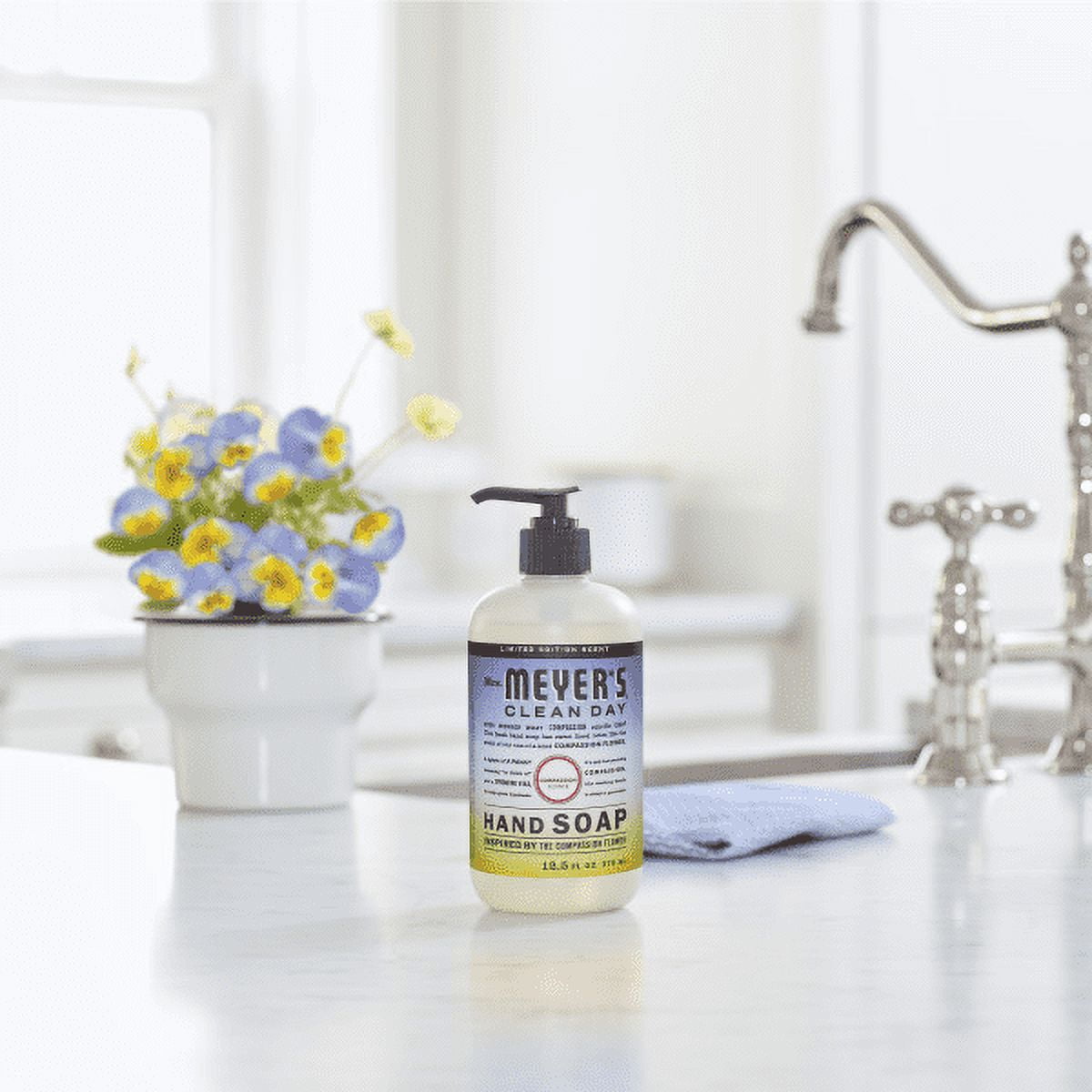 Mrs. Meyer’s Clean Day Liquid Hand Soap, Compassion Flower, 12.5 OZ (Pack of 6)